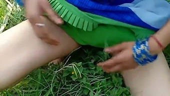Lalita Singh'S Dirty Talk Leads To Outdoor Indian Sex