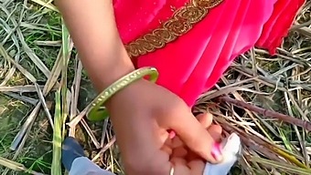 Bhabhi'S Outdoor Adventure In The Jungle: A Close-Up View Of Indian Pussy Fucking