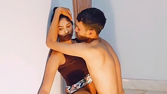 Hanif Satisfies His Sexually Aroused Stepsister With His Large Member / Hanif And Sumona