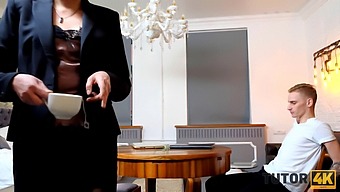 La Rencontre Sauvage De Martin Spell Avec Un Professeur De Littérature Russe Lubrique En Hd