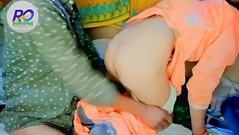 印度少女嫂子在乡村环境中的性经历被摄像机捕捉到