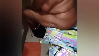 Meine Abenteuer Mit Einer Älteren, Üppigen Afroamerikanischen Oma Im Schützengräben