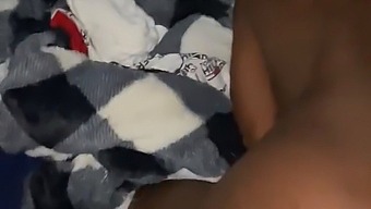 Amateur Ebony Takes It All In